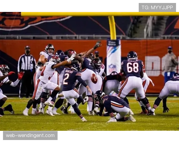 熊队不敌乌鸦 亨利两记冲球达阵助主场取胜